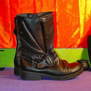 🖤Black Pleather Biker Boots🖤